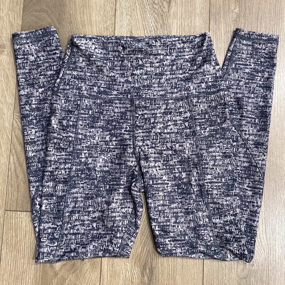 Scorpio Sol Patterned Leggings